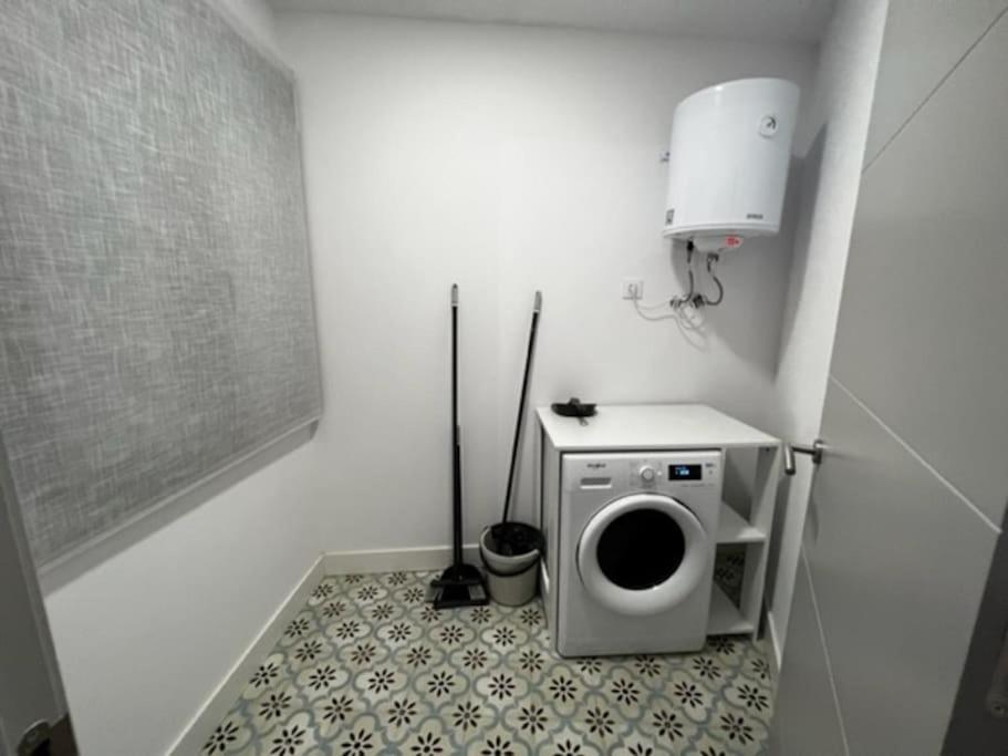 1B-Precioso Apartamento En Pleno Centro. A Estreno Alcázar de San Juan Exterior foto